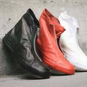 ⭐️ New White Zipper Converse ⭐️